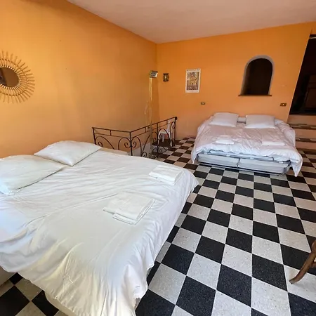 House Old Town 50m From Beach&shop Апартаменты