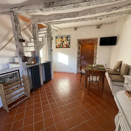 Апартаменты House Old Town 50m From Beach&shop